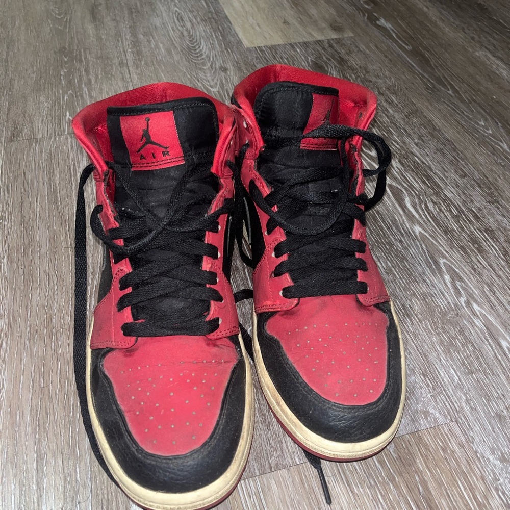 Nike Air Jordan 1